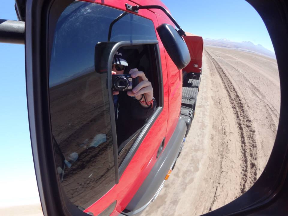 Imagem relacionada a Ford lança nova linha de caminhões no Deserto do Atacama