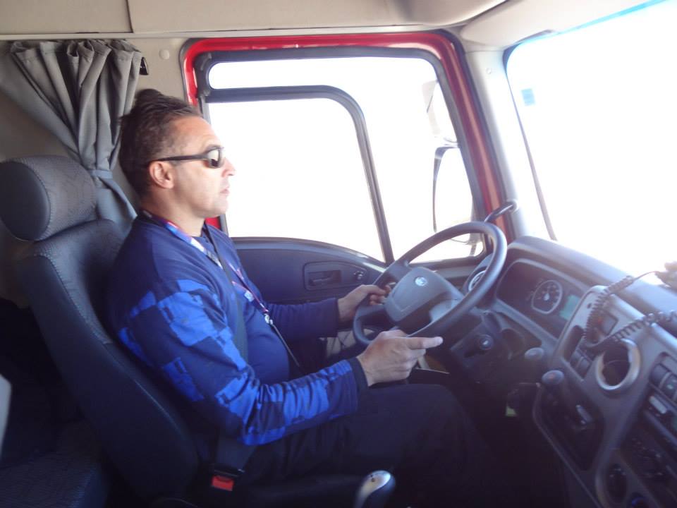 Imagem relacionada a Ford lança nova linha de caminhões no Deserto do Atacama