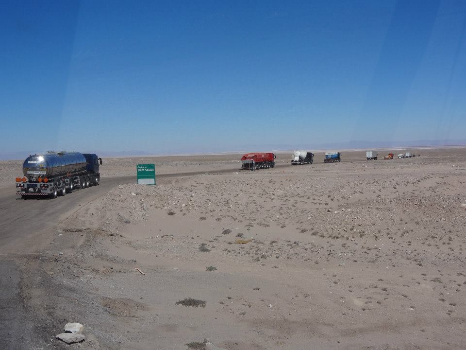 Imagem relacionada a Ford lança nova linha de caminhões no Deserto do Atacama