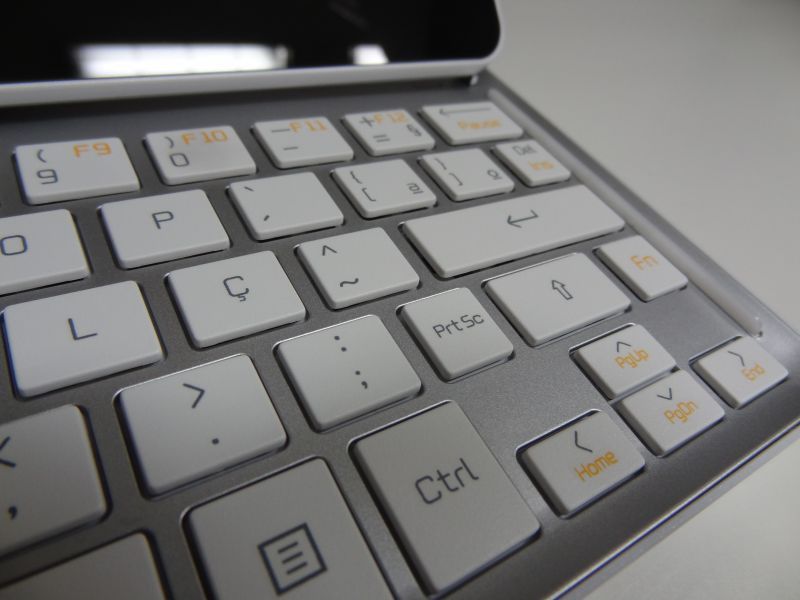 Imagem relacionada a Review: Notebook Conversível LG SlidePad H160