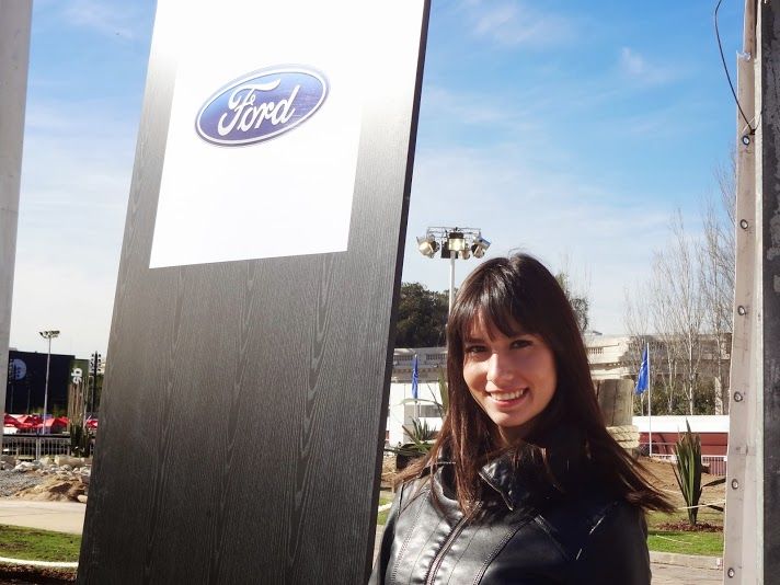 Imagem relacionada a As musas do Salão do Automóvel de Buenos Aires 2013