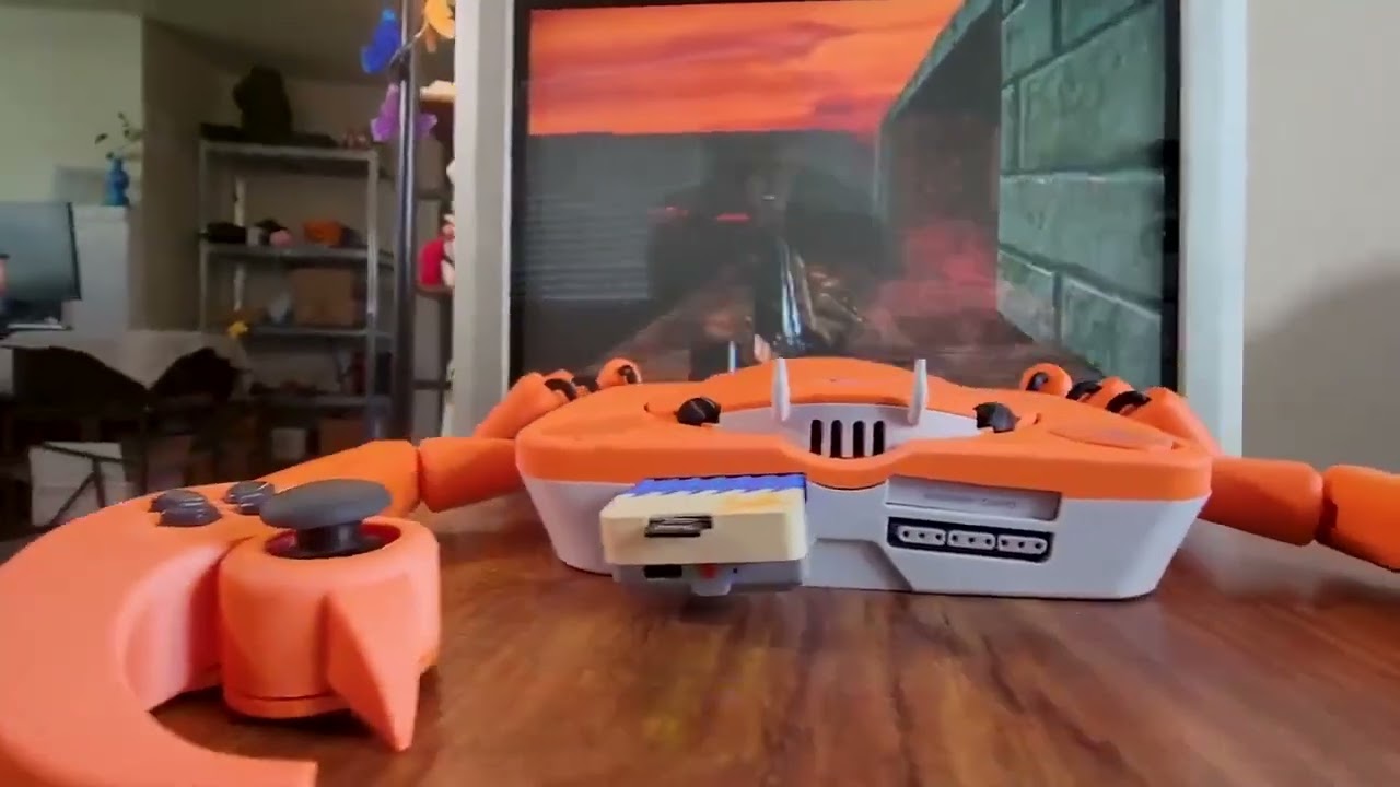 CarangueStation One: PlayStation vira caranguejo em modificação criativa