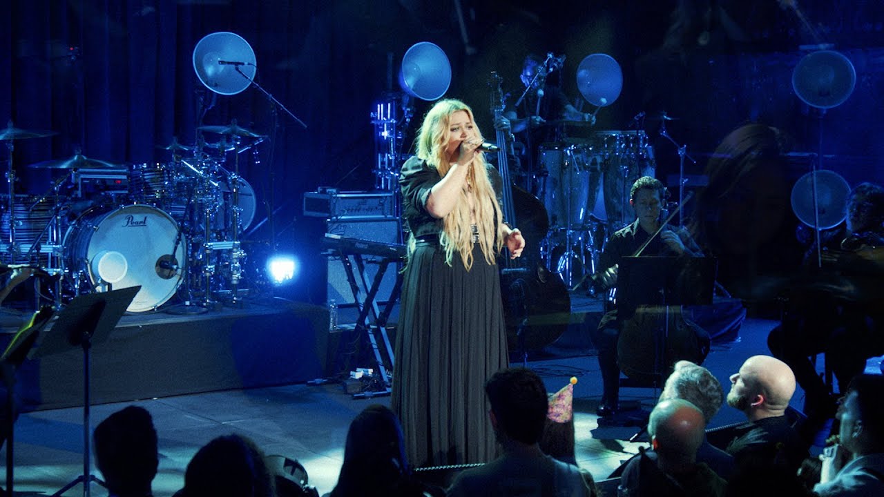 Kelly Clarkson - lighthouse (Live at The Belasco Theater)