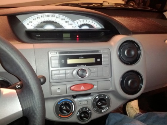 Imagem relacionada a Toyota Etios é lançado oficialmente no Brasil