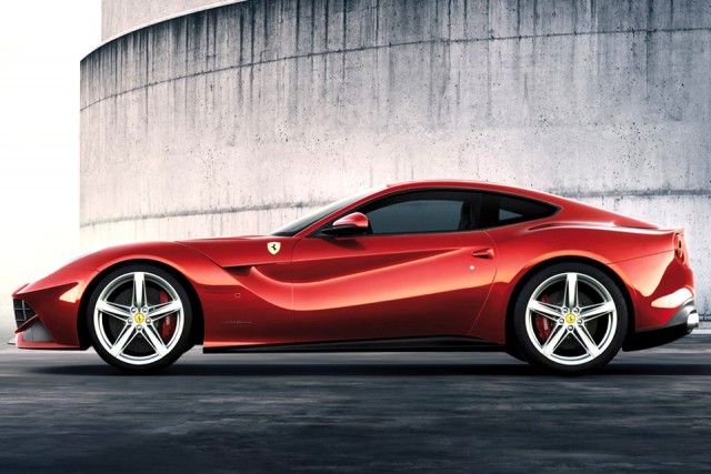 ferrari_f12berlinetta-2