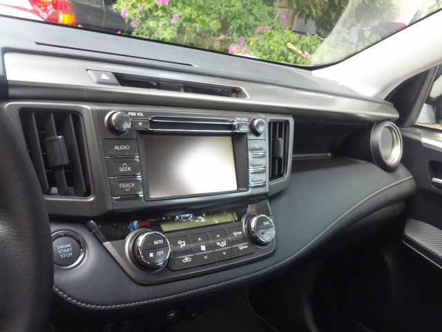 Imagem relacionada a Review AutoBlog: Dirigimos o Novo Toyota RAV4 2013!