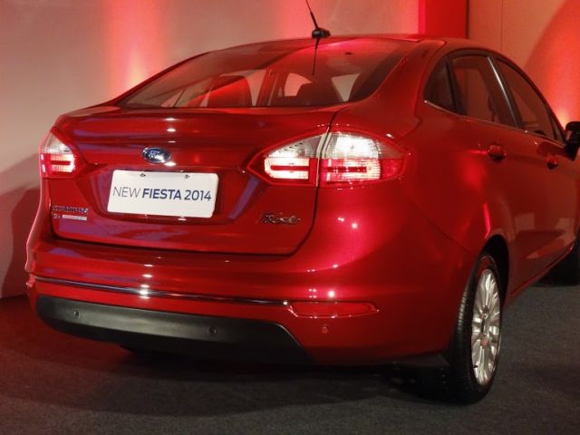 Imagem relacionada a Review: Ford New Fiesta Sedan 2014
