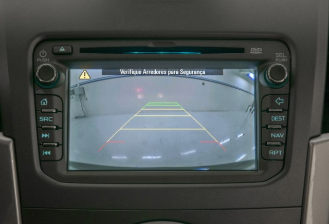 2014-Chevrolet-Trailblazer-GM-Brazil-058-medium