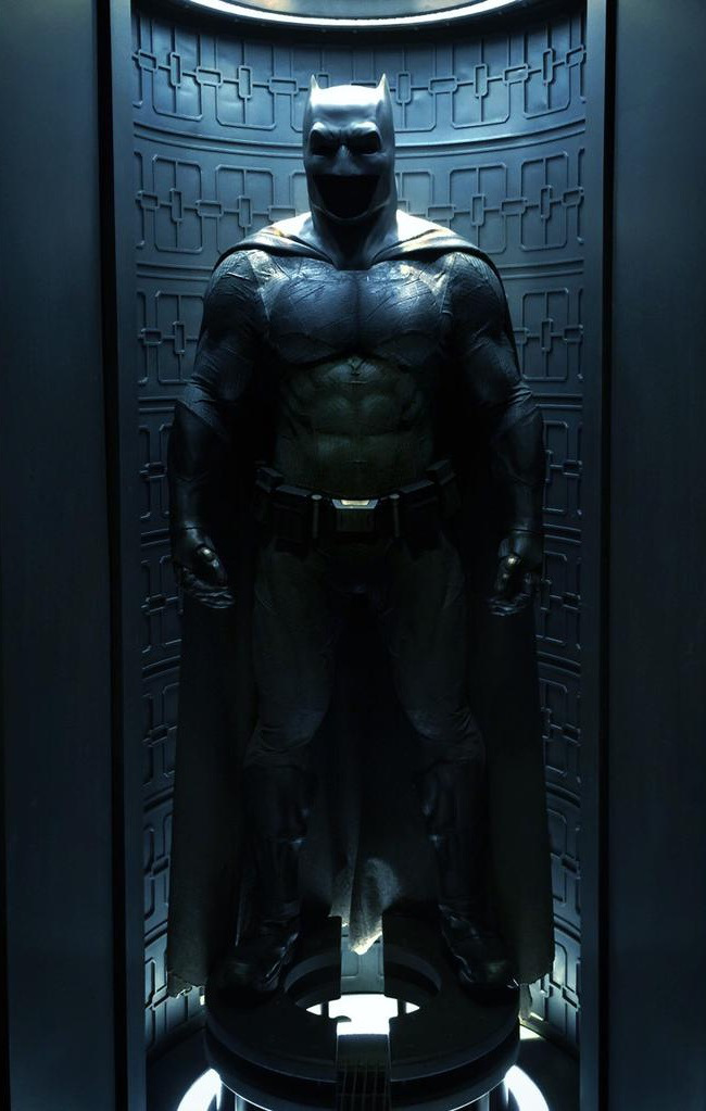 batman-v-superman-batsuit