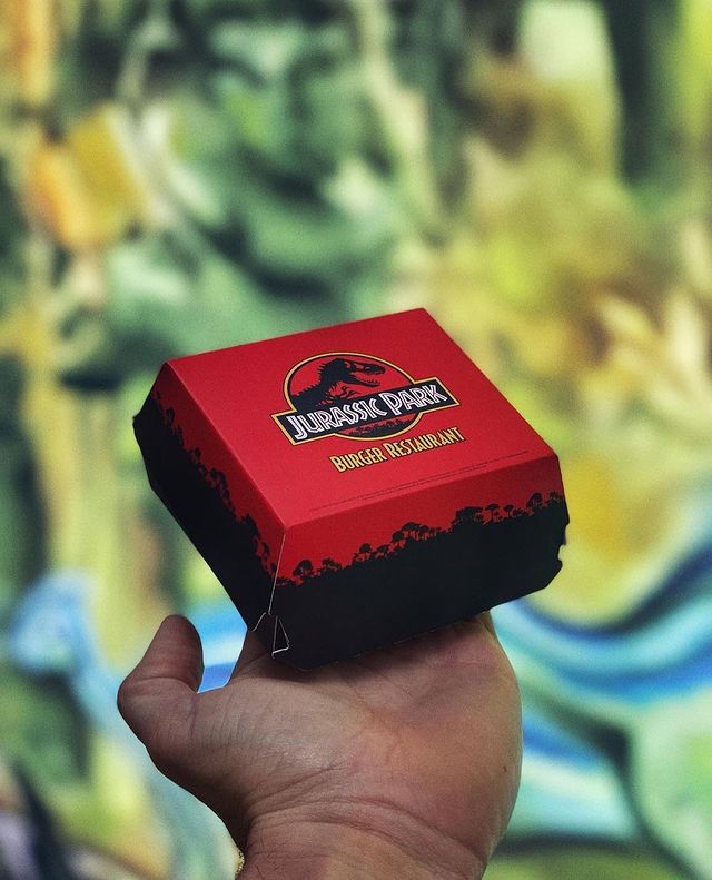 Imagem relacionada a Jurassic Park vira hamburgueria em São Paulo