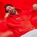 Imagem relacionada a Reserva lança linha de roupas com a Netflix