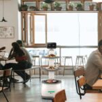 Imagem relacionada a LG inicia vendas do robô de serviço CLOi nos EUA