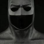 Imagem relacionada a Você agora pode vestir o capuz do Batman 89