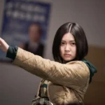 Imagem relacionada a Veja Aoi Izumi se transformando em cena de Kamen Rider Black Sun