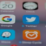 Imagem relacionada a Twitter vai banir usuários que se passarem por outras contas