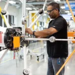 Imagem relacionada a Amazon entrega encomendas com uso de drones