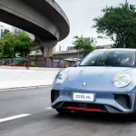 Imagem relacionada a GWM Brasil lança a nova linha 2025 do ORA 03 com o novo estepe e controle remoto pelo app